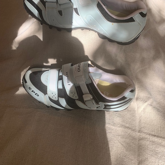 Shimano Women’s Mountain Bike Shoes with Cleats - Size 43 - Picture 4 of 6